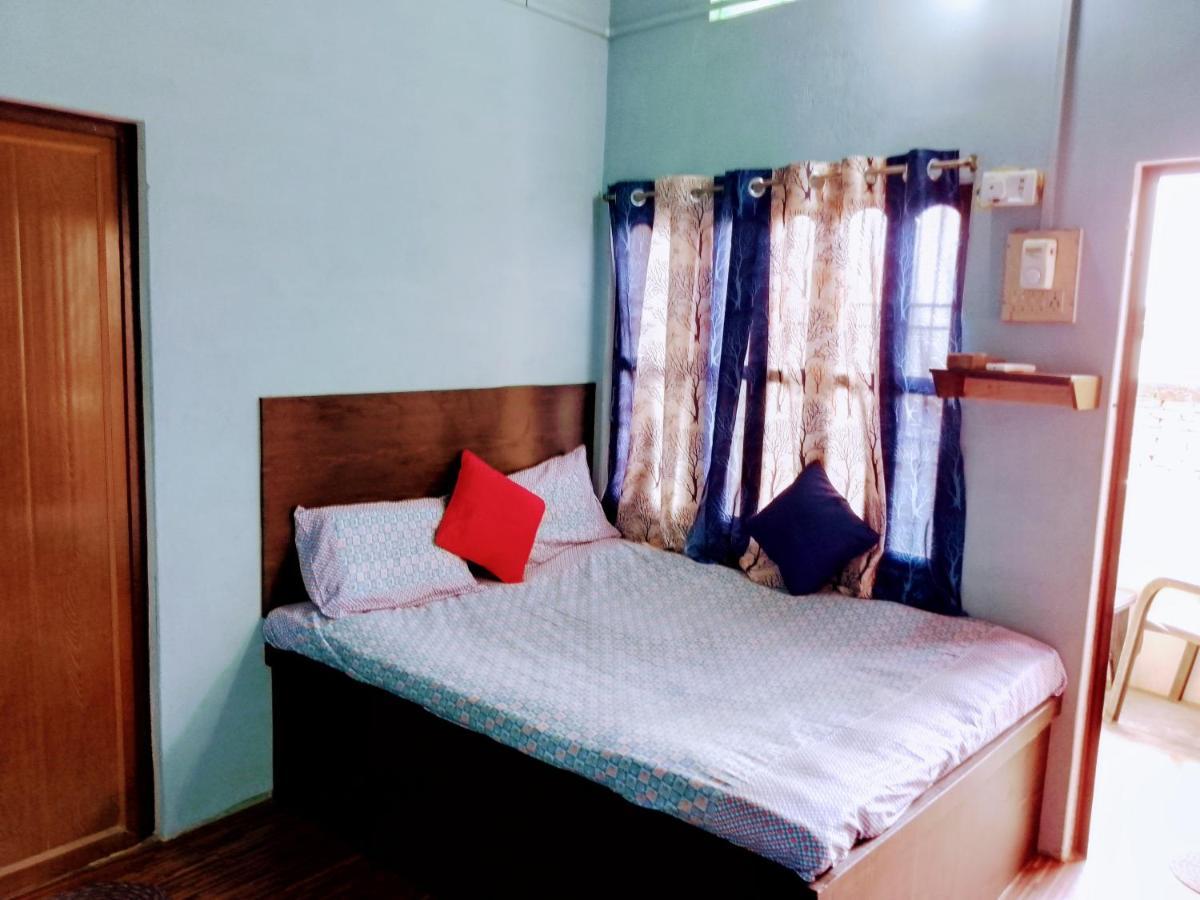 Asha Paying Guest House Varanasi Exteriör bild